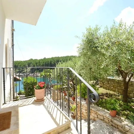 Name Bay House Rosohotnica - Two Bedroom Lejlighed *