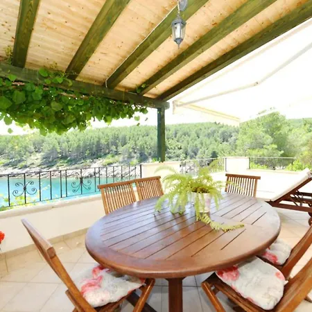 Name Bay House Rosohotnica - Two Bedroom Lejlighed *